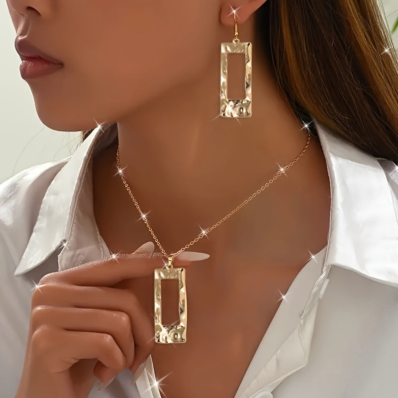 IVOJA Hammered Geometric Necklace & Earrings Set – Gold-Toned Alloy