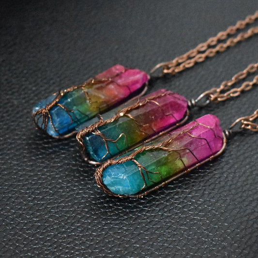 Ivoja Tree of Life Crystal Pillar Necklace – 70s-Inspired Boho Glow 